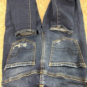 American Eagle Outfitters Distressed Blue Jeans